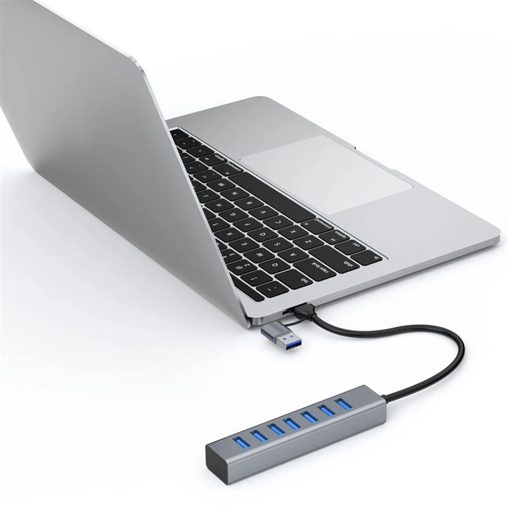 UC4011-7A HUB connect laptop